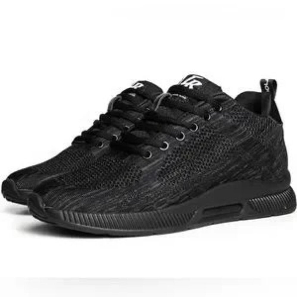 COPY - Conzuri V2 Cloud Runners Size 10M - Black (New Never Worn)